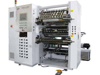 先導(dǎo)智能 鋰電池設(shè)備 電極材料自動分切機