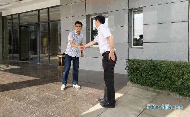 四川綿陽市經(jīng)信委副主任王欣一行來四川富驊新能源考察