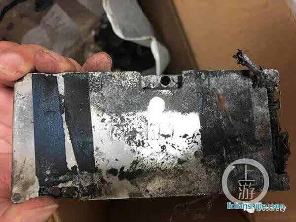 火災(zāi)中燃燒過后的鋰電池