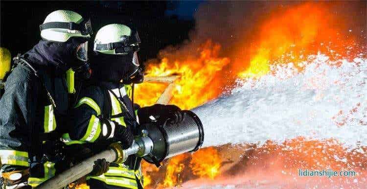 2009年11月7日發(fā)生在加拿大特雷爾市的鋰離子電池回收倉庫火災(zāi)