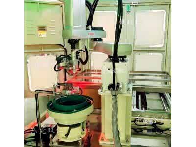 雙仁機械全自動換膠釘機（自動拔插膠釘）