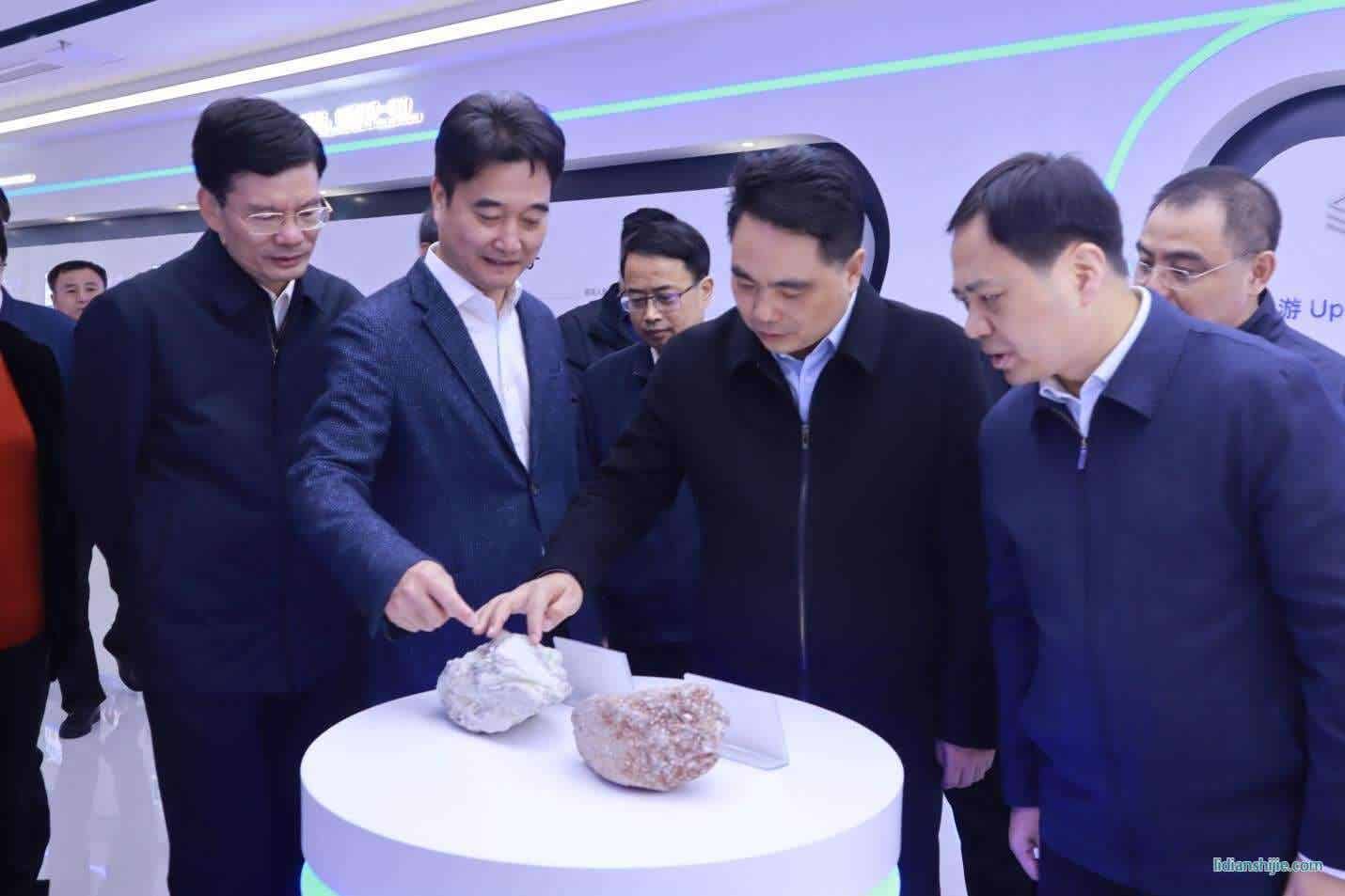 撫州市委書記魏曉奎率黨政代表團赴志存鋰業(yè)集團考察調(diào)研