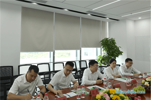 四川省南充市領(lǐng)導(dǎo)蒞臨和潤達(dá)視察指導(dǎo)工作